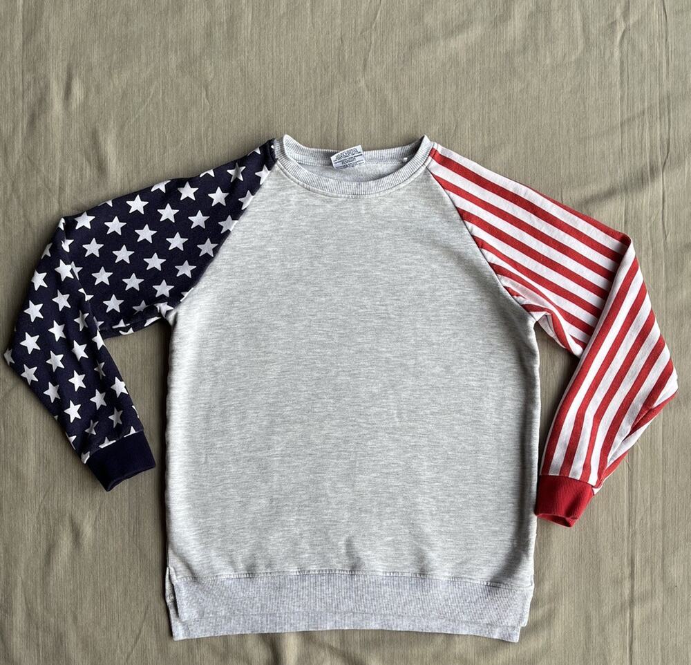 Bums & Roses CREW NECK SWEATER 9/10Y STARS AND STRIPES FLAG USA Red White Blue